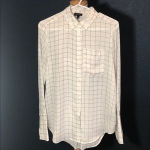 Who What Wear white and black windowpane blouse XS